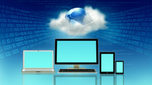 Real-time OLAP Databases and Streaming Databases: A Comparison