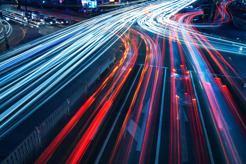 How Does OLAP on the Cloud Enable Instant Data Adjustments